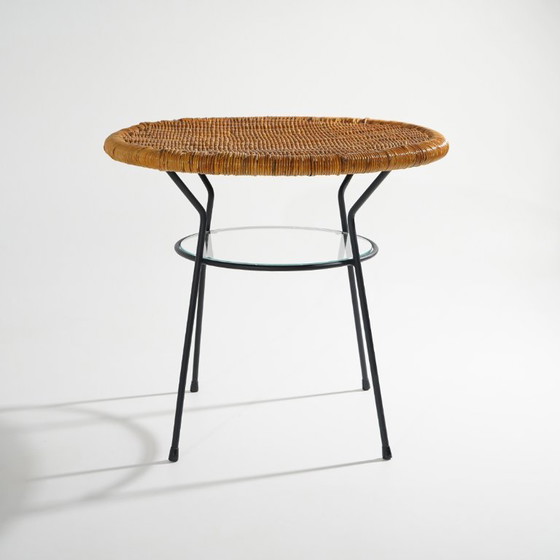 Mesa de centro con tablero redondo de ratán, década de 1950. – Mesas de centro, Glass, Metal (photo 9 of 12)