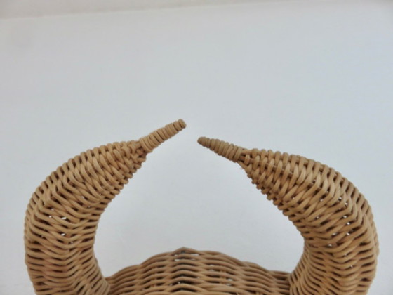 Image 1 of Testa di toro, minotauro, in rattan, decorazione murale vintage, Francia sud-orientale, 1970