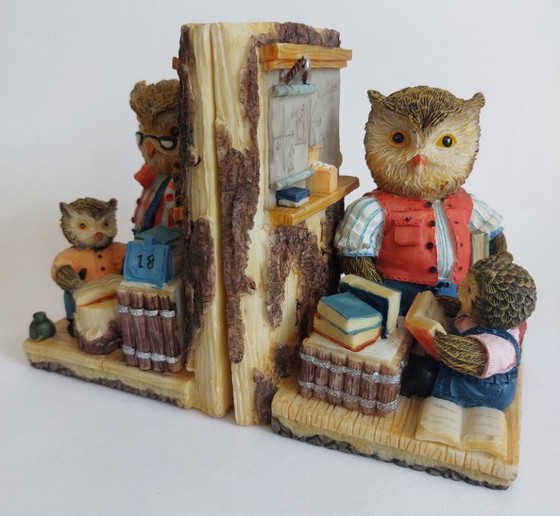 Image 1 of Serre-livres hibou vintage en résine peinte à la main
