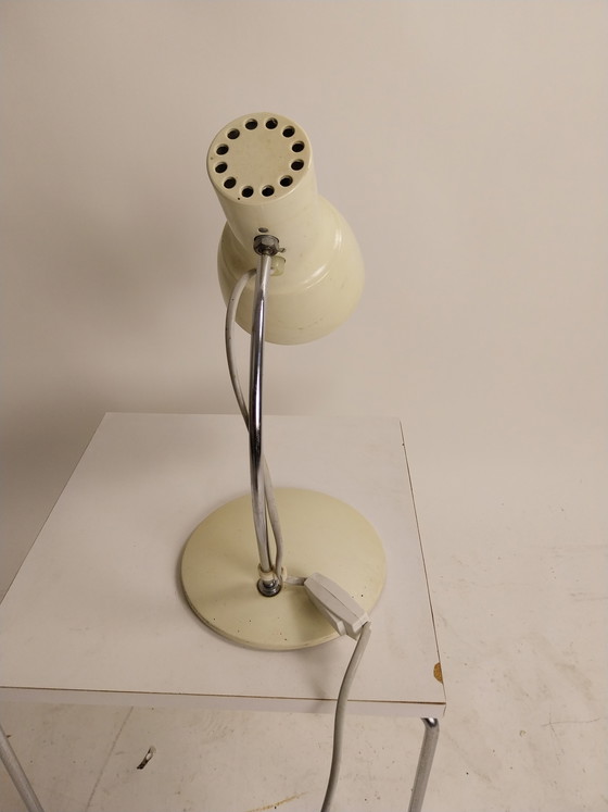 Image 1 of 1 lampada da tavolo color bianco sporco degli anni '50 proveniente dall'ex Cecoslovacchia