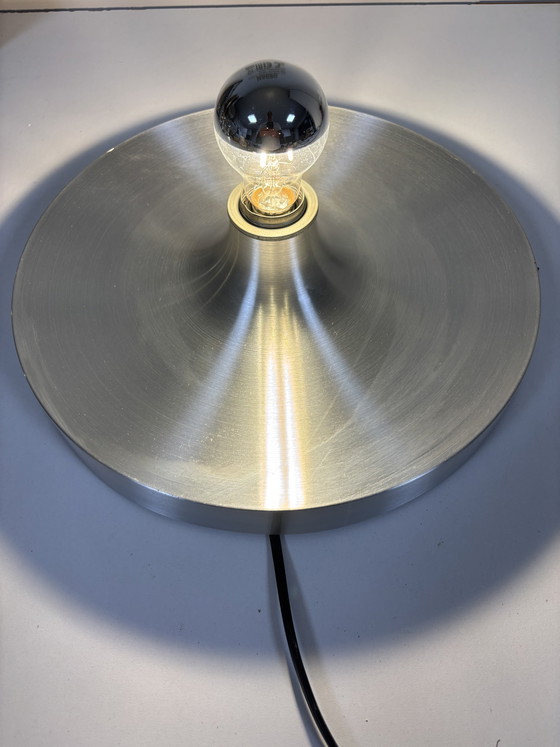 Image 1 of Grote Discus wandlamp ontwerp Charlotte Perriand voor Les Arcs, jaren 70.