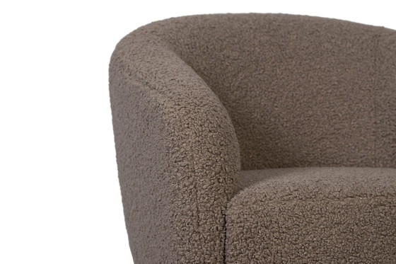 Image 1 of Poltrona Shepherd con pouf della collezione DMO