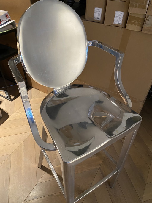 Kong barkruk gepolijst Starck