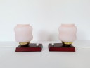 Vintage nachtlampjes uit het midden van de vorige eeuw (paar) / Retro roze glazen tafellampen met wervelpatroon / Slaapkamerdeco