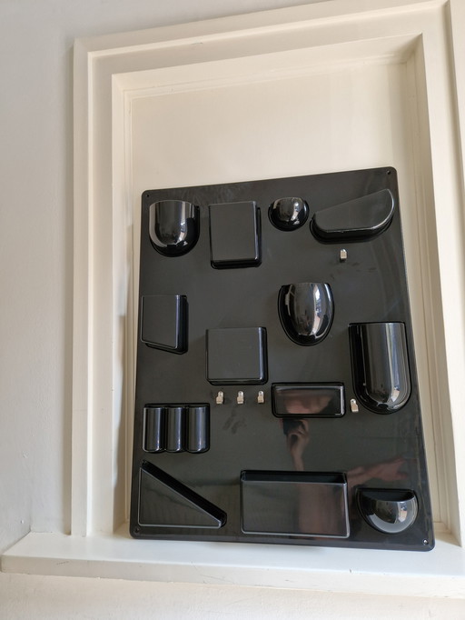 Wall shelf storage with compartments design