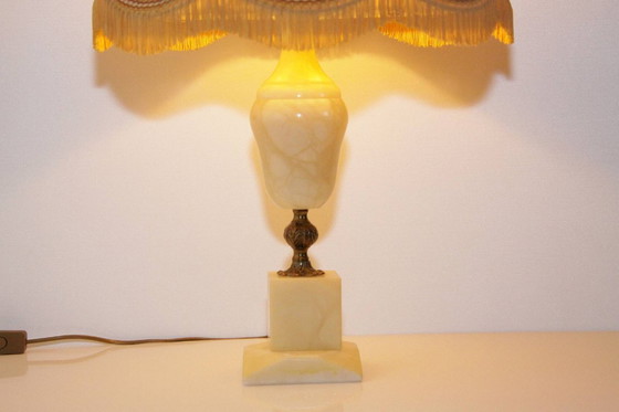 Image 1 of Lampe de table en pierre naturelle, laiton, simili cuir, franges, 67 cm, années 1970, J Vintage