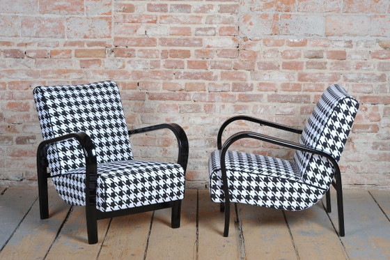 Paar gerestaureerde art-deco fauteuils, door Koželka en Kropáček, Tsjechië, jaren dertig – Textile, Wood (photo 2 of 12)