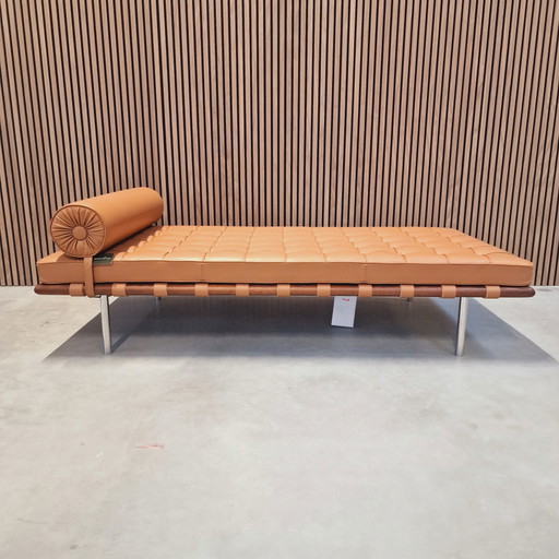 Knoll Barcelona Daybed