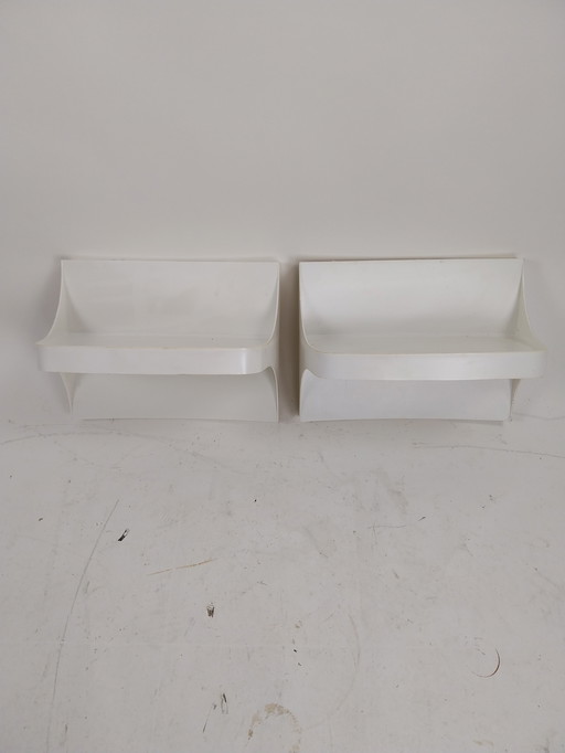 2 mensole da parete in plastica bianca degli anni '70 provenienti dall'ex Cecoslovacchia