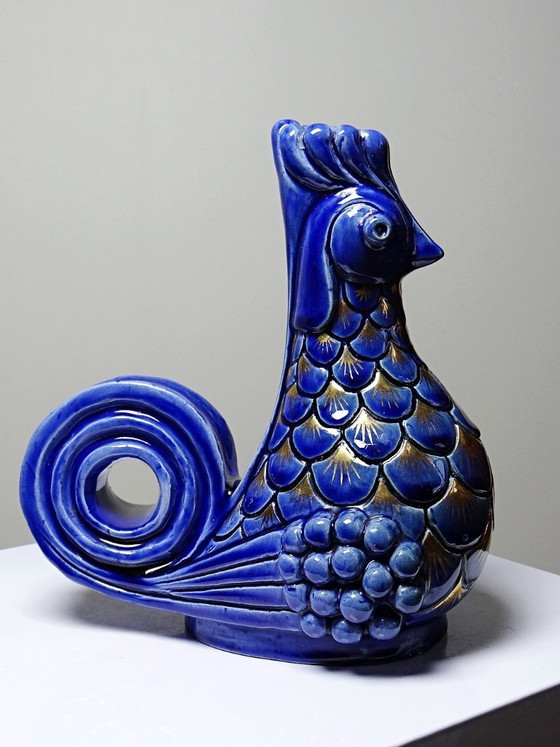 Image 1 of Par de candelabros de cerámica vidriada con forma de gallo, firmados por A.G. Roger, 1948.