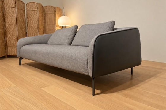 AS NEW Leolux Elias 3-Seater, 2 seaters, Other, Leather, Grey (photo 4 of 8)