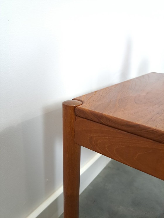 Image 1 of Mesa de centro danesa cuadrada de teca Magnus Olesen con patas redondas, n.º 2