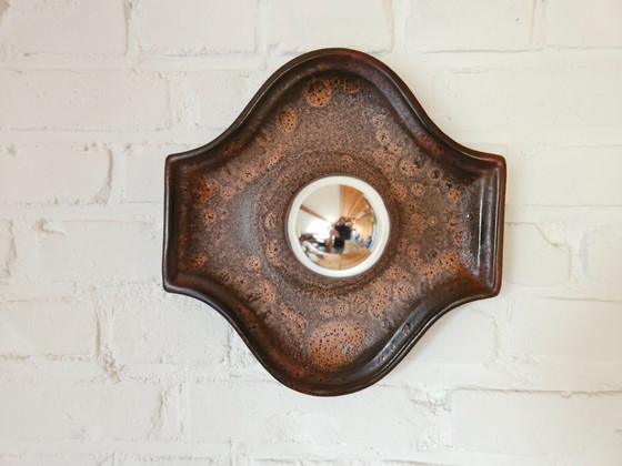 Image 1 of Keramieken aardewerken bruine vintage wandlamp, west germany fat lava stijl, keramische retro wandlamp, space age lamp