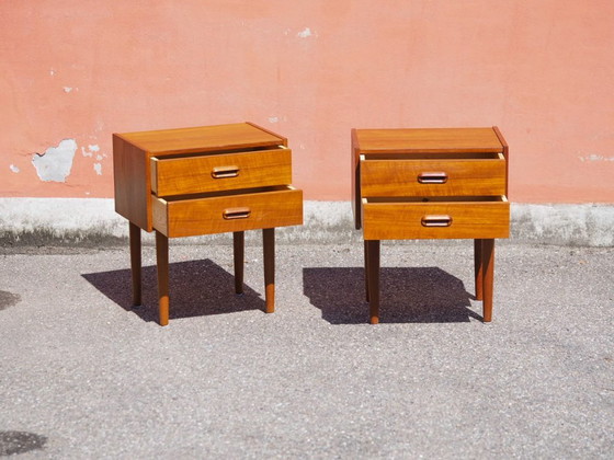 Set van 2 vintage Deense nachtkastjes uit 1960, teakhout – Wood (photo 10 of 12)