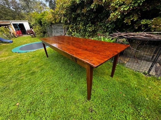 Image 1 of Grande table de salle à manger coloniale en teck massif avec 8 chaises et coussins