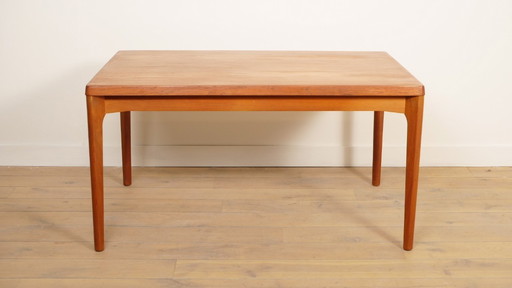 Vintage dining table | Extendable | Danish design | Teak