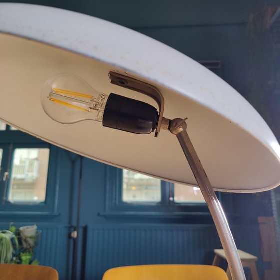 Image 1 of Magnifique lampe de bureau Bauhaus des années 1950, milieu de siècle
