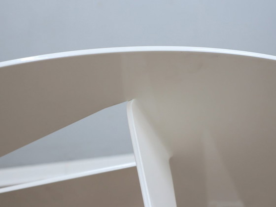 Image 1 of Ulyssimo minimal round coffee table by U. Müller Reisser 1990s
