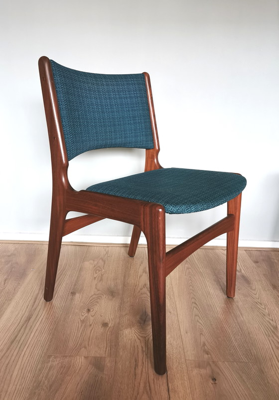 Image 1 of 6 sedie da pranzo vintage di metà secolo di Erik Buch modello 89