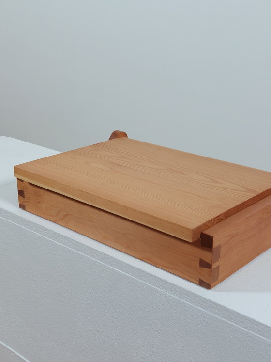 Image 1 of Carpenter-made wooden minimalist vintage wooden box dovetail