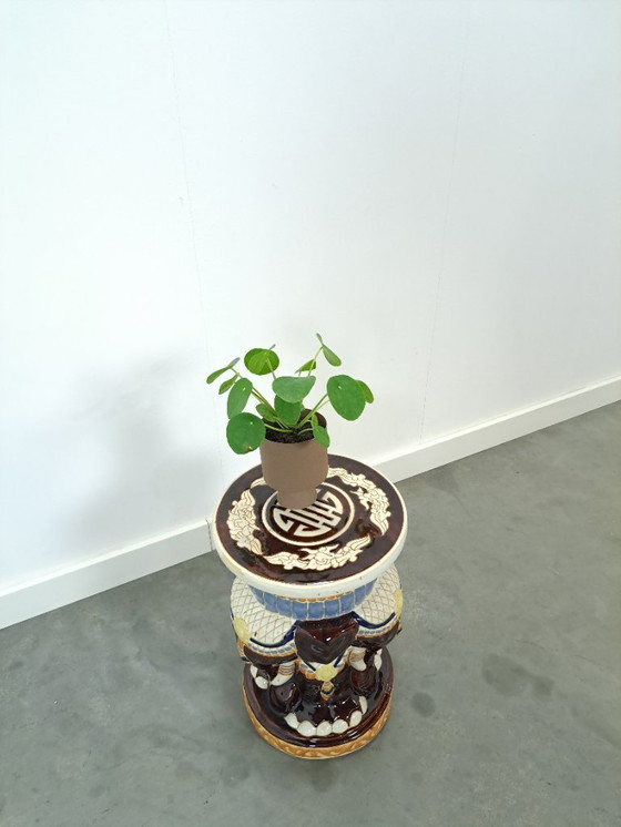 Image 1 of Tavolo rotondo in porcellana a forma di elefante, tavolo vintage