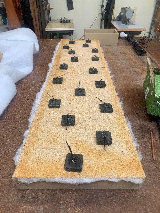 Image 1 of Sculptural wall clock "Time as pattern" - upholstered