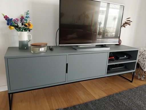 Tenzo Lipp TV-Schrank