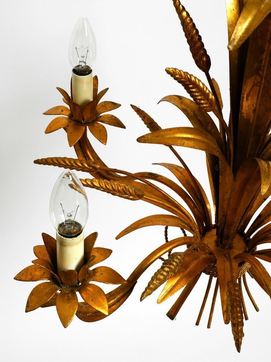 Image 1 of Preciosa lámpara de araña alta de metal dorado de cinco brazos de la década de 1970 de Hans Kögl