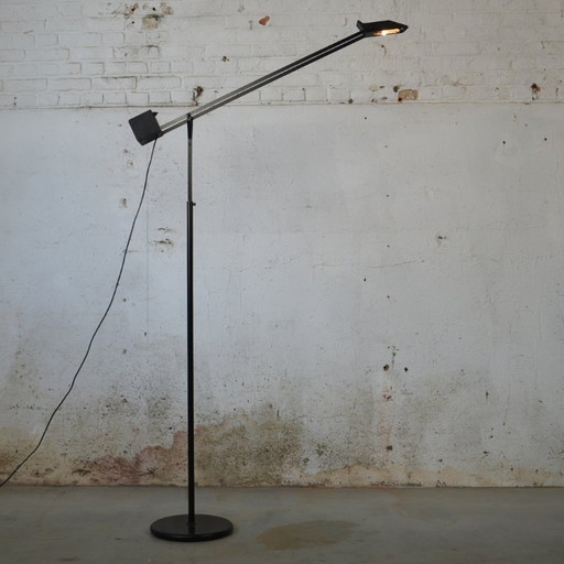 1 x counter weight floor light