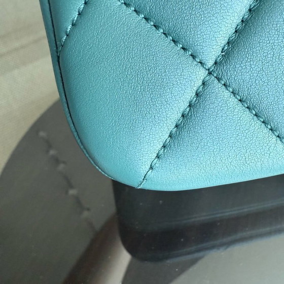 Image 1 of Chanel Trendy CC Small - Gewatteerd lamsleer, groen, goudkleurige hardware, serie 26