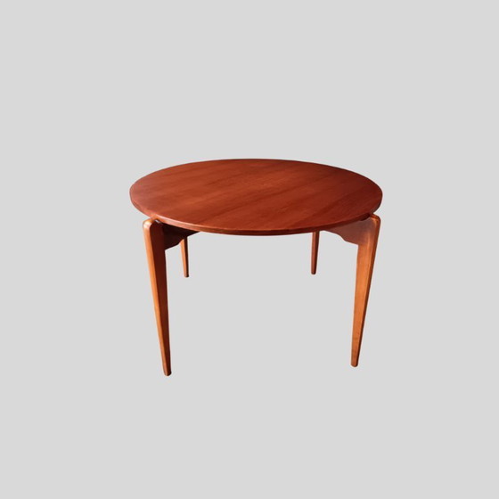 Image 1 of Vintage Scandinavian round teak coffee table