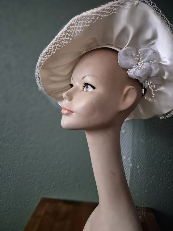 Image 1 of Christian Dior bust/mannequin 