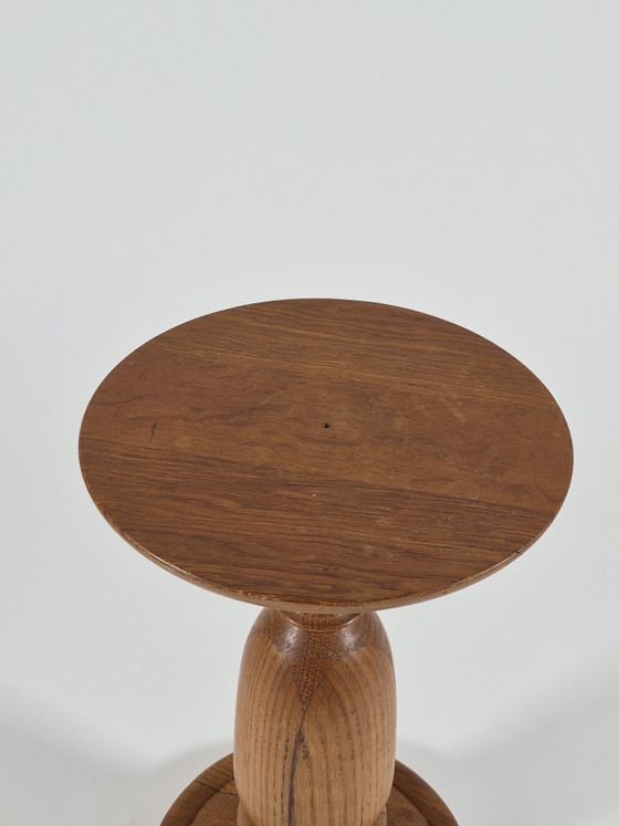 Colonna portafiori in rovere tornito, realizzata a mano negli anni '50. – Oggetti decorativi, Wood (photo 9 of 10)