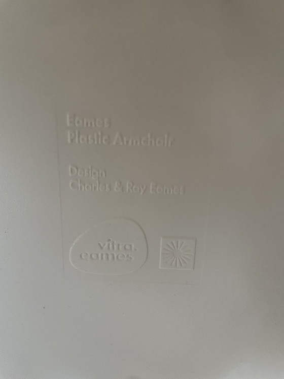 Image 1 of Vitra Eames RAR schommelstoel
