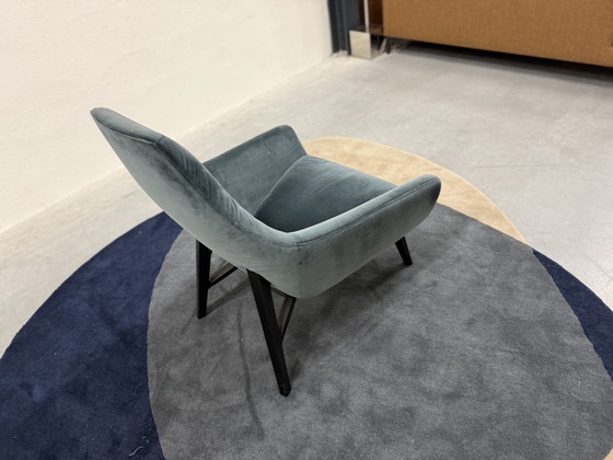 Image 1 of Montis Enzo Armchair Harald fabric Blue
