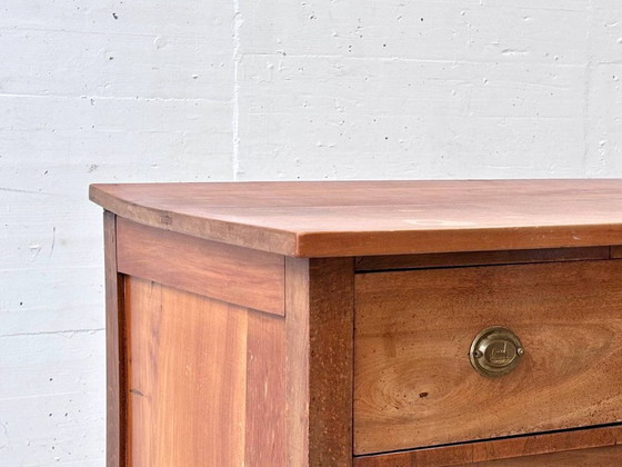 Antike klassizistische Kommode mit drei Schubladen, frühes 20. Jahrhundert – Kommoden, Wood, Vintage (photo 7 of 16)