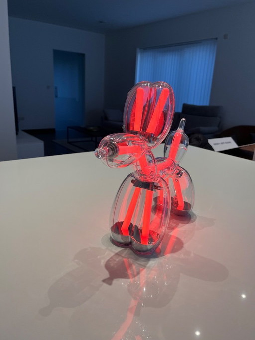 Jeff Koons Balloon Dog Lamp (Lexon) – Iconic Contemporary Design – Collector's Piece