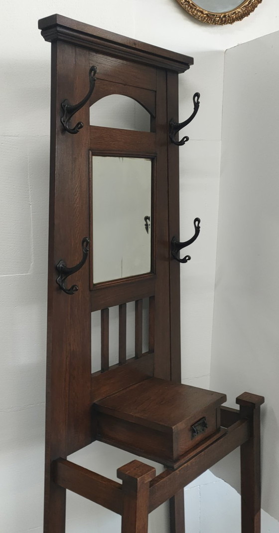 Image 1 of Antico appendiabiti da sala Arts & Crafts (1908)