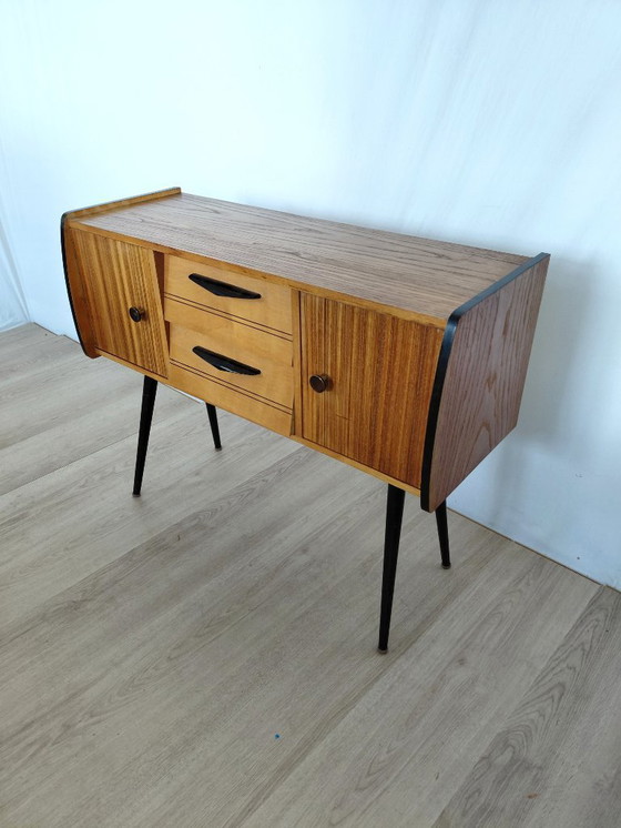 Image 1 of Armoire d'entrée des années 50