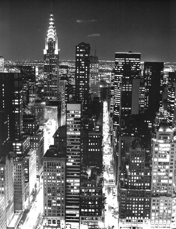 Image 1 of Christopher Bliss : "Skyline at Night". Lithographie offset sur papier épais.