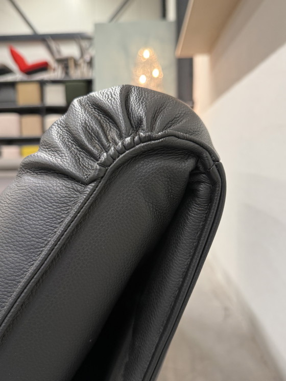 Image 1 of Leolux Bora Beta Sofa 2.5 Seater Black Leather