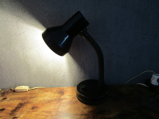 Mascot Lighting M-665 Schreibtischlampe – Schreibtischlampen, Metal, Plastic (photo 4 of 9)