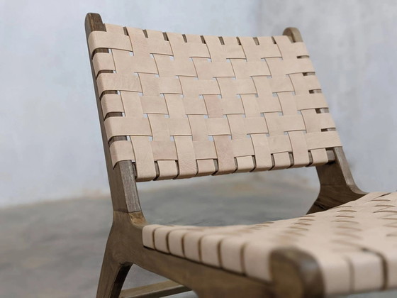 Chic Moroccan armchair in leather (photo 4 of 13)