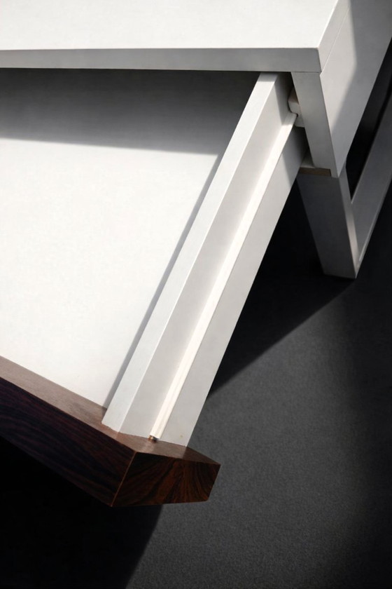 Image 1 of 2 tables de chevet design Interlübke