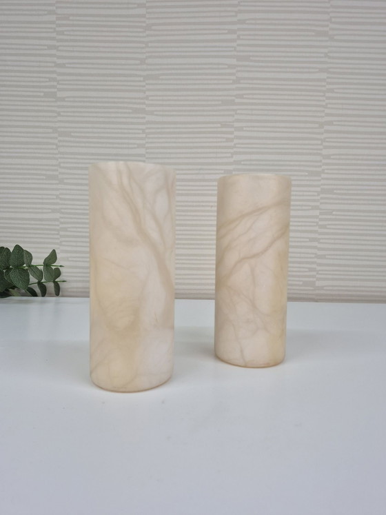 Set vintage (2) lampade a cilindro in alabastro spagnolo., Lampade da tavolo, Pietra, Beige (foto 2 di 10)