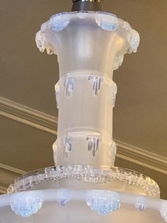 Art Deco Cascade Opaal Matglas Kroonluchter van Jean Gauthier voor Ezan, jaren 30 (photo 12 of 18)