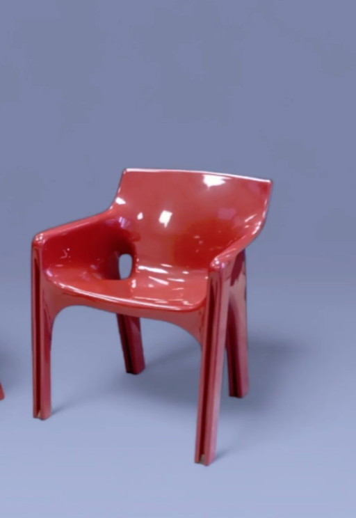 Poltrona Vico MAGISTRETTI, modello “GAUDI”.