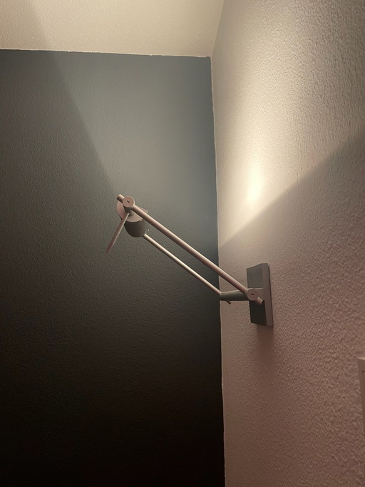 Nemo Logo wandlamp