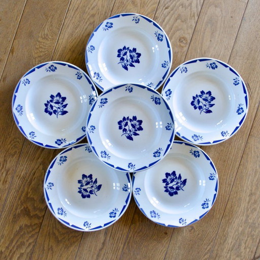 Antique plates from the Badonviller "Madelon" collection