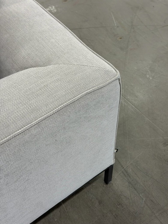 Image 1 of Design on Stock Aikon Lounge 